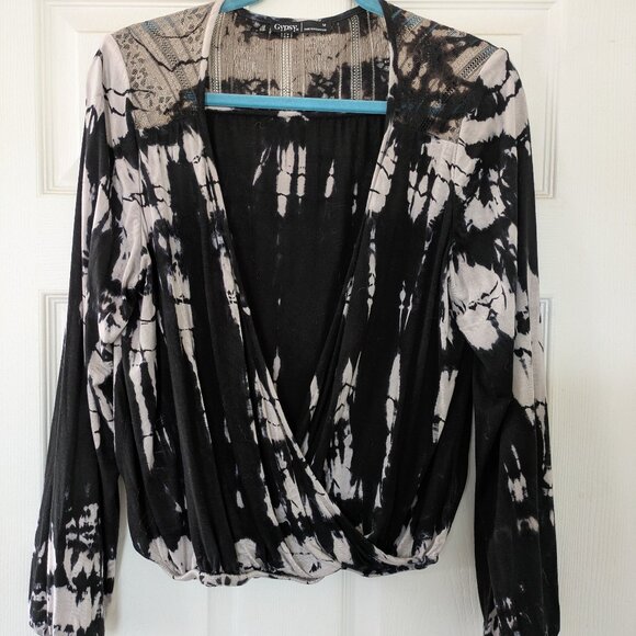 Gypsy Tie-dye and Lace Open Front Shirt - Medium - Picture 1 of 4